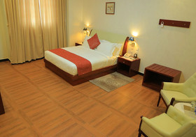 Bon Plaza Hotel