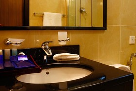 Elilly International Hotel