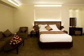 Elilly International Hotel