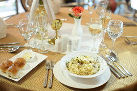 Friendship International Hotel