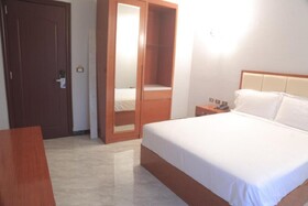 Golden Park Apartment Hotel