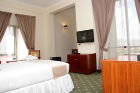 Kenenisa Hotel