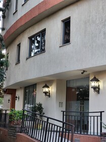 Kora Hotel Suites