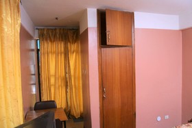 Yonas Hotel