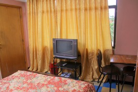 Yonas Hotel