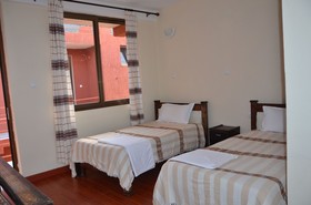 Zan-Seyoum Hotel