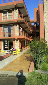 Zan-Seyoum Hotel