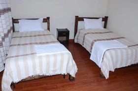 Zan-Seyoum Hotel