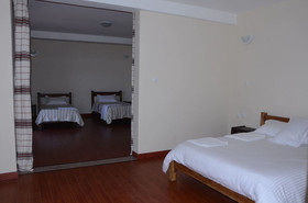 Zan-Seyoum Hotel