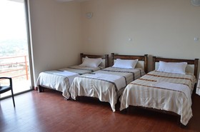 Zan-Seyoum Hotel