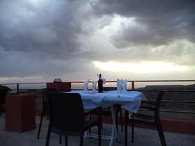 Zan-Seyoum Hotel