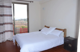 Zan-Seyoum Hotel