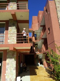 Zan-Seyoum Hotel