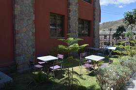 Zan-Seyoum Hotel