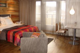Levi Suites Unna Mànnu