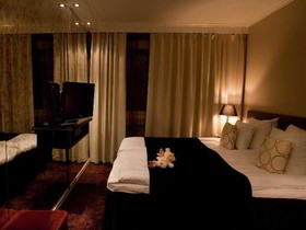 Arctic City Hotel