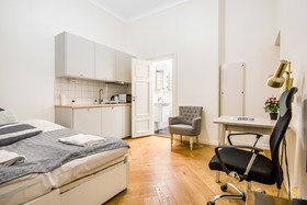 WeHost Pieni Roobertinkatu 13