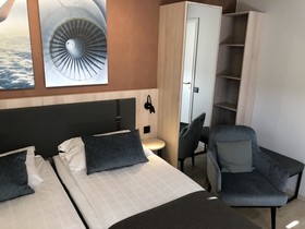 Pilot Airport Hotel