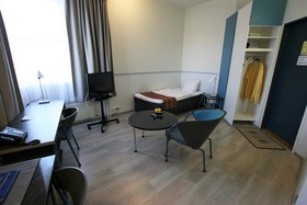 Skyline Airport Hotel