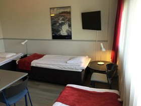 Skyline Airport Hotel