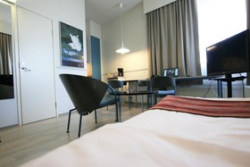 Skyline Airport Hotel
