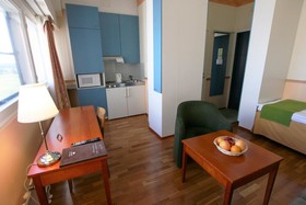 Skyline Airport Hotel