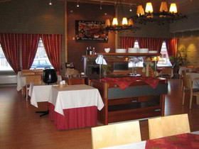 Arctic Circle Hotel