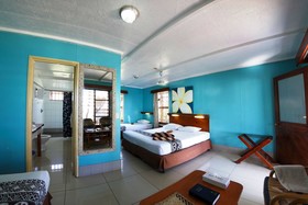 Beachcomber Island Resort