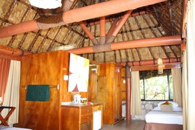 Beachcomber Island Resort
