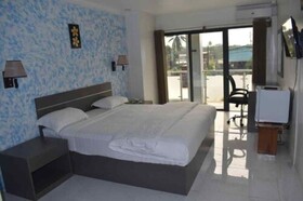 Galaxy Hotel & Apartments