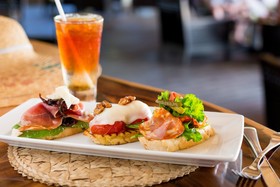 Musket Cove Island Resort & Marina