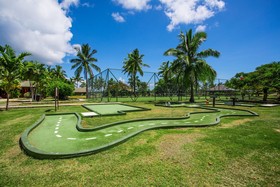 Plantation Island Resort