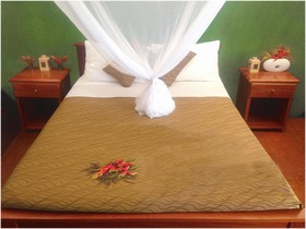 Maqai Beach Eco Surf Resort