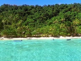 Maqai Beach Eco Surf Resort