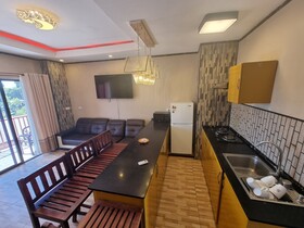 Al-Minhaj Apartments