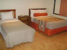 Hans Travel Inn