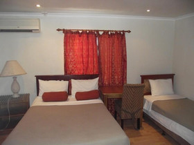 Hans Travel Inn