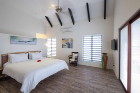 Naisoso Island Resort Villas