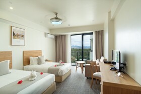 Nalagi Hotel