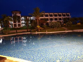 Nasau Resort & Villas