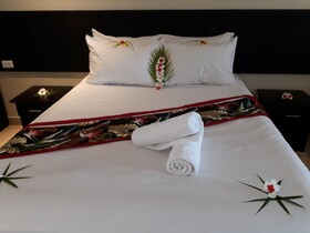 Yadua Bay Resort & Villas
