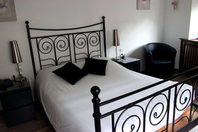 A La Maison Rouge