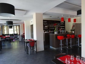 Hôtel Restaurant L'Echo du Lac