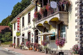 Hotel La Tete Des Faux