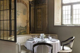 Au Cheval Blanc