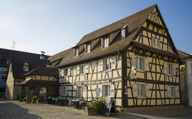Au Cheval Blanc
