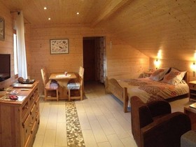 Chambres et Table d'Hôtes Le Chalet du Seu