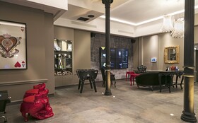 Arok Hotel