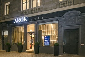 Arok Hotel