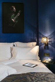 Arok Hotel